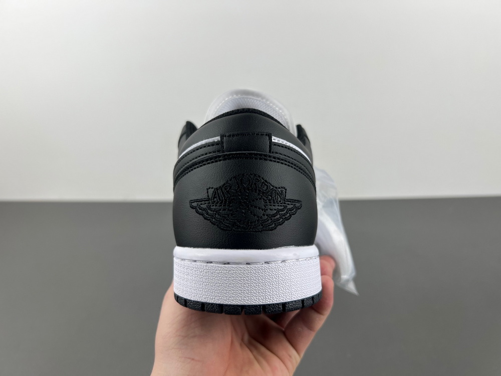 Air Jordan 1 Low Panda 5553558-131