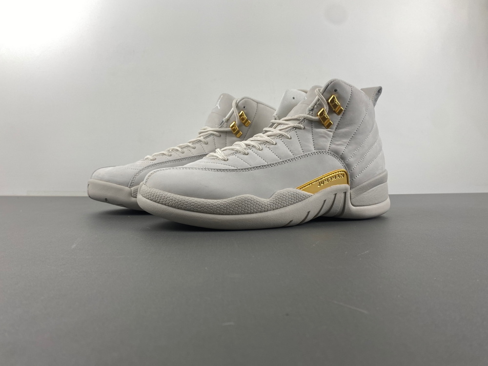 Air Jordan 12 Phantom