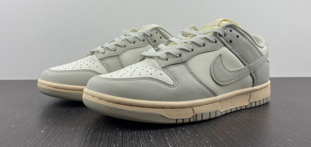 Nike Dunk Low Sail Light Bone