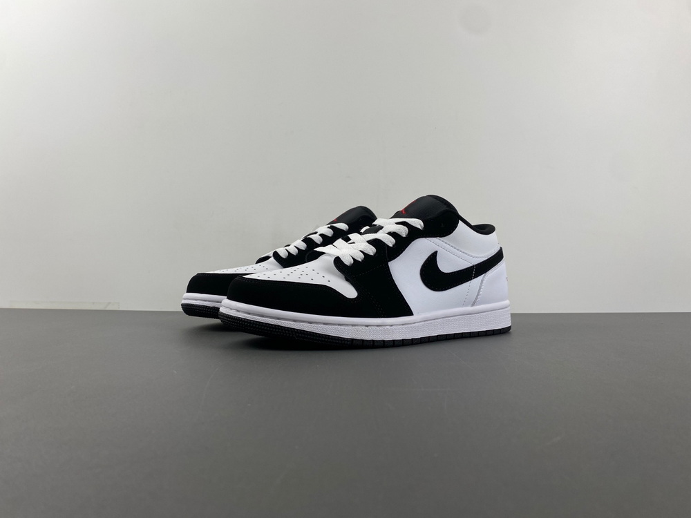 Air Jordan 1 Low Panda Toe