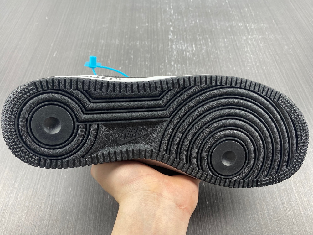 Louis Vuitton Nike Air Force 1 Low By Virgil Abloh White Black