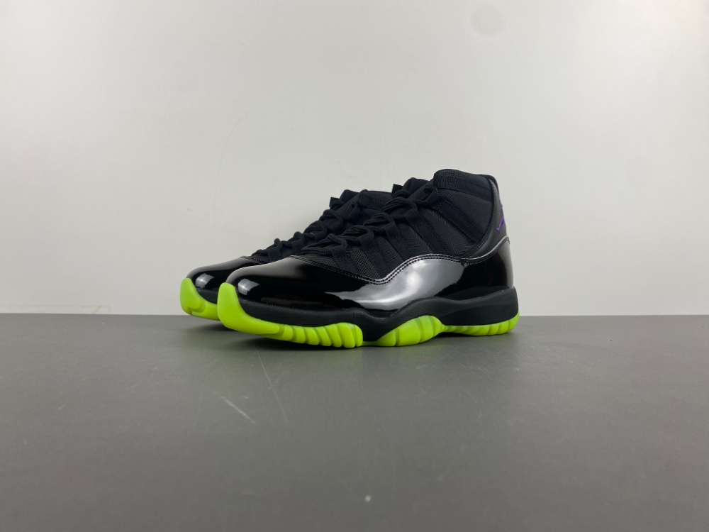 Air Jordan 11 Black Green CT8012-003 size 14
