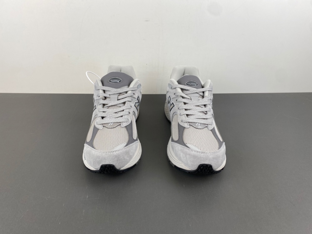 New Balance 2002R Grey
