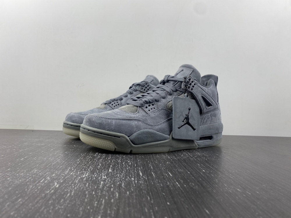 GX batch Jordan 4 Retro Kaws Biggest 16