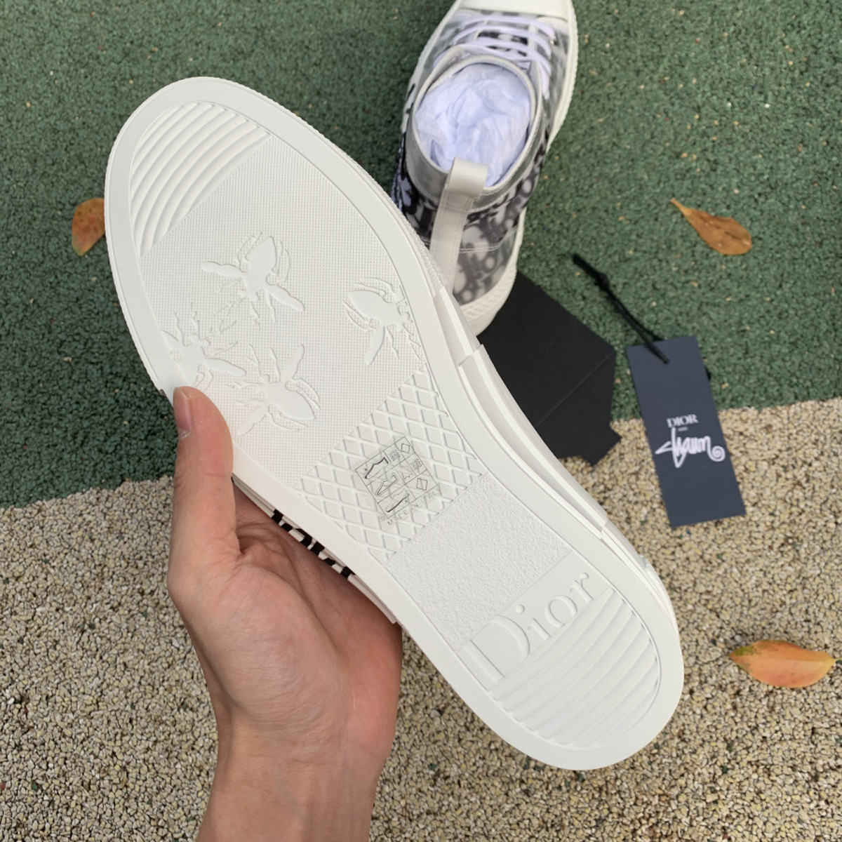 Dior B23 High Dior Oblique - Shawn Bee Embroidery Patch
