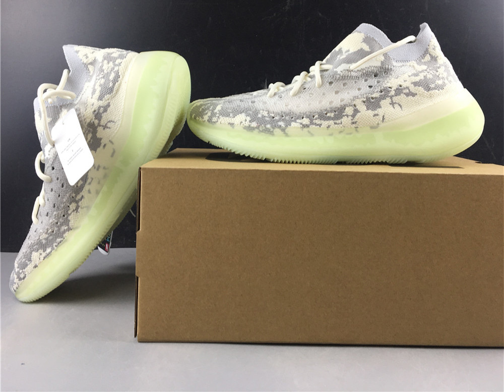 @OWF adidas Yeezy Boost 380 Alien