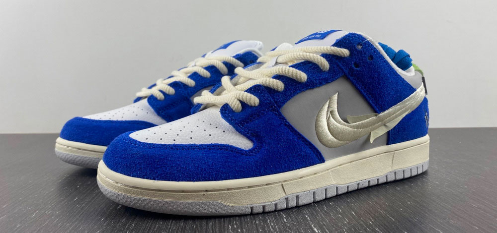 Nike SB Dunk Low Pro Fly Streetwear