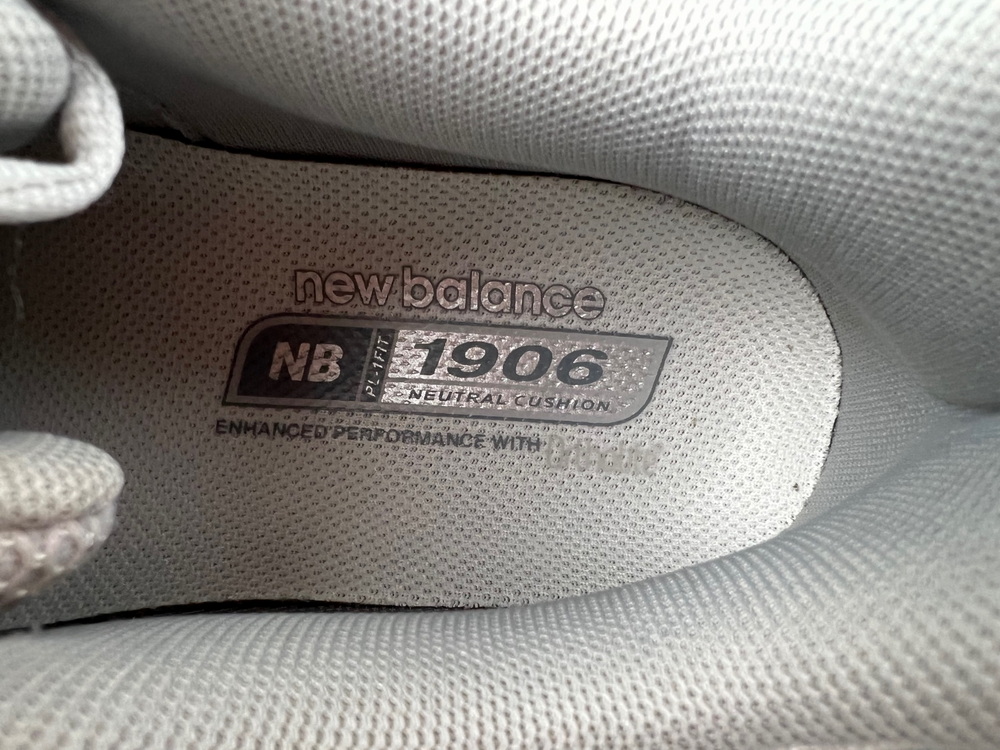 New Balance 1906A Grey