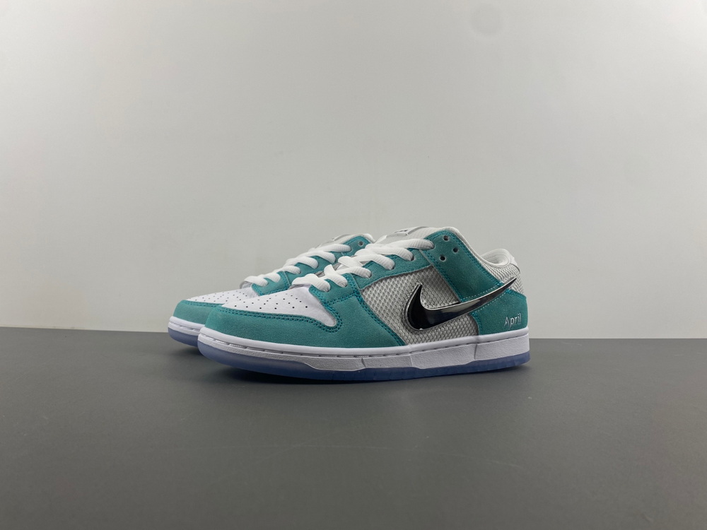 Nike SB Dunk Low April Skateboards