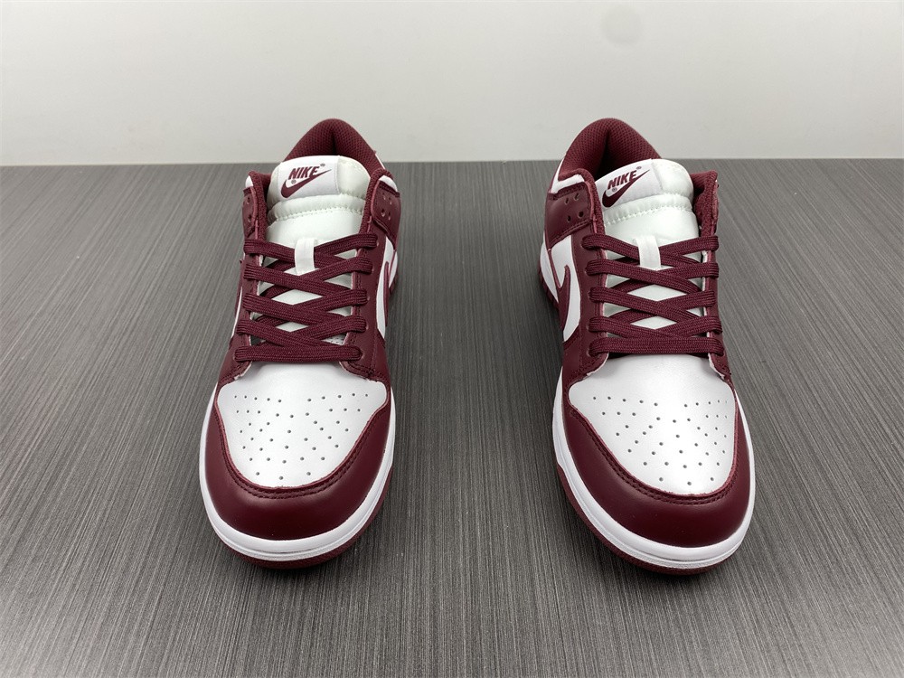 Nike Dunk Low Bordeaux
