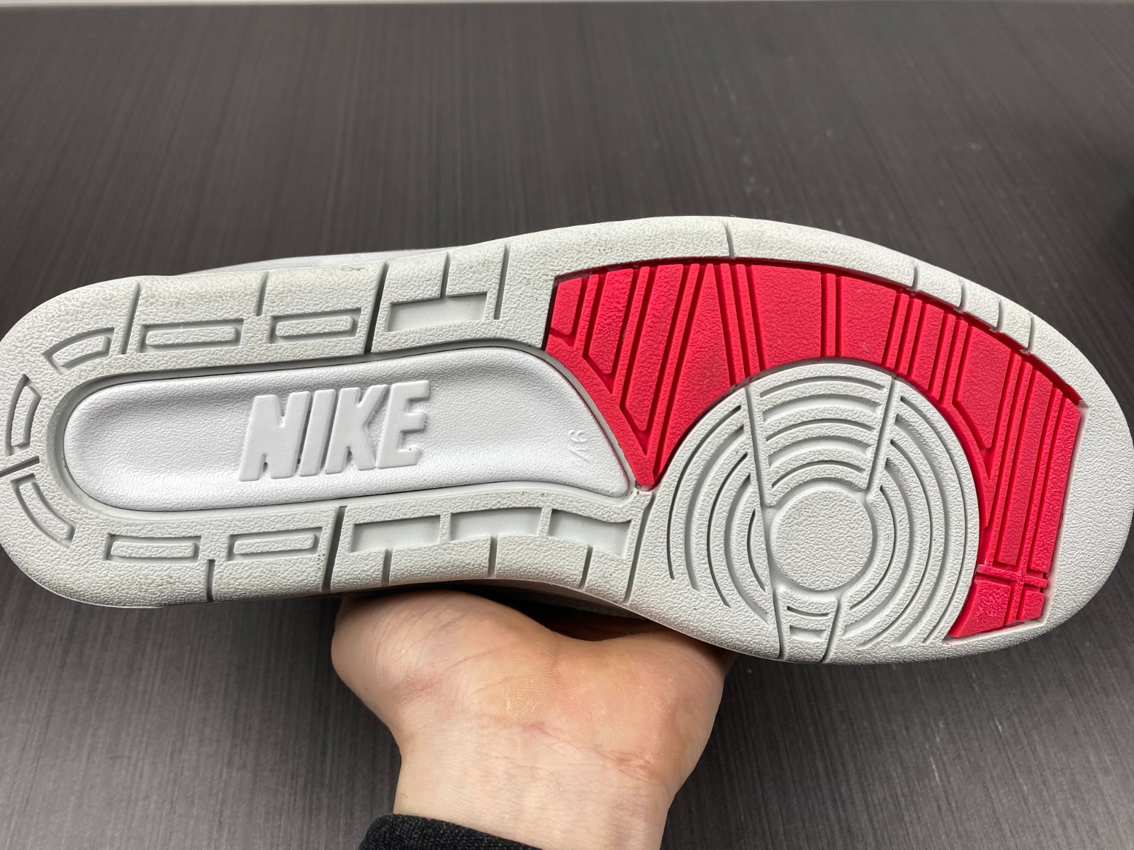 Jordan 2 Retro Union Grey Fog
