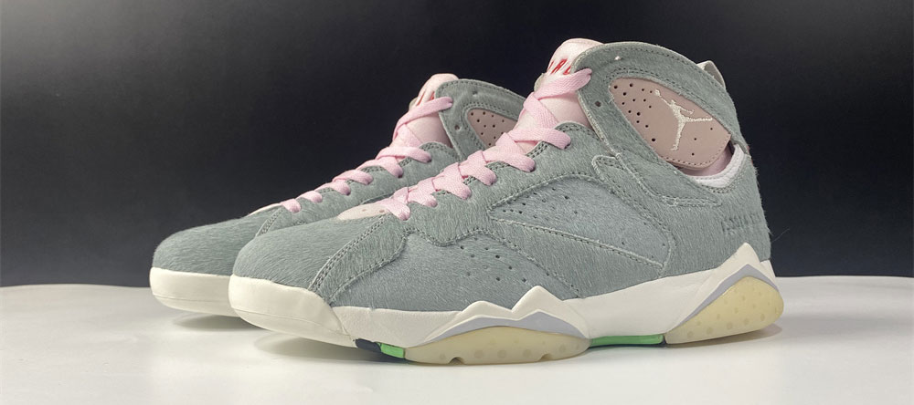 Air Jordan 7 Hare 2.0