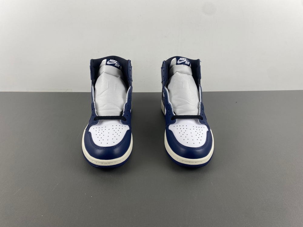 Jordan 1 Retro High OG Midnight Navy