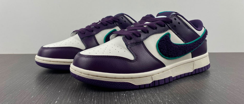Nike Dunk Low Chenille Swoosh