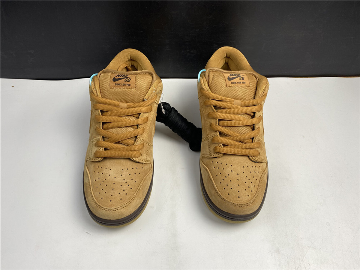 Nike SB Dunk Low “Wheat Mocha”