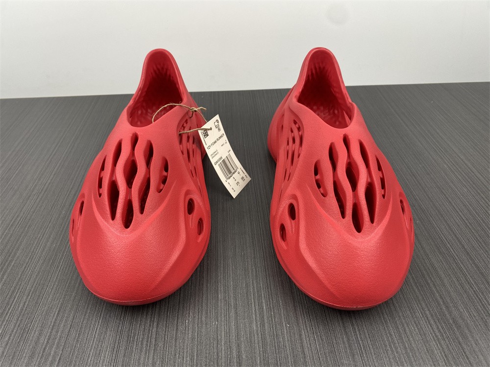 Adidas Yeezy Foam RNNR Vermillion