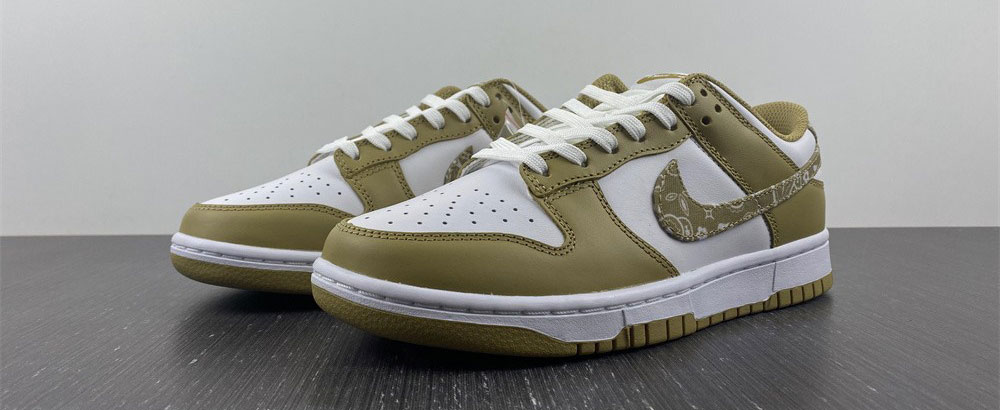 Nike Dunk Low Essential Paisley Pack Barley