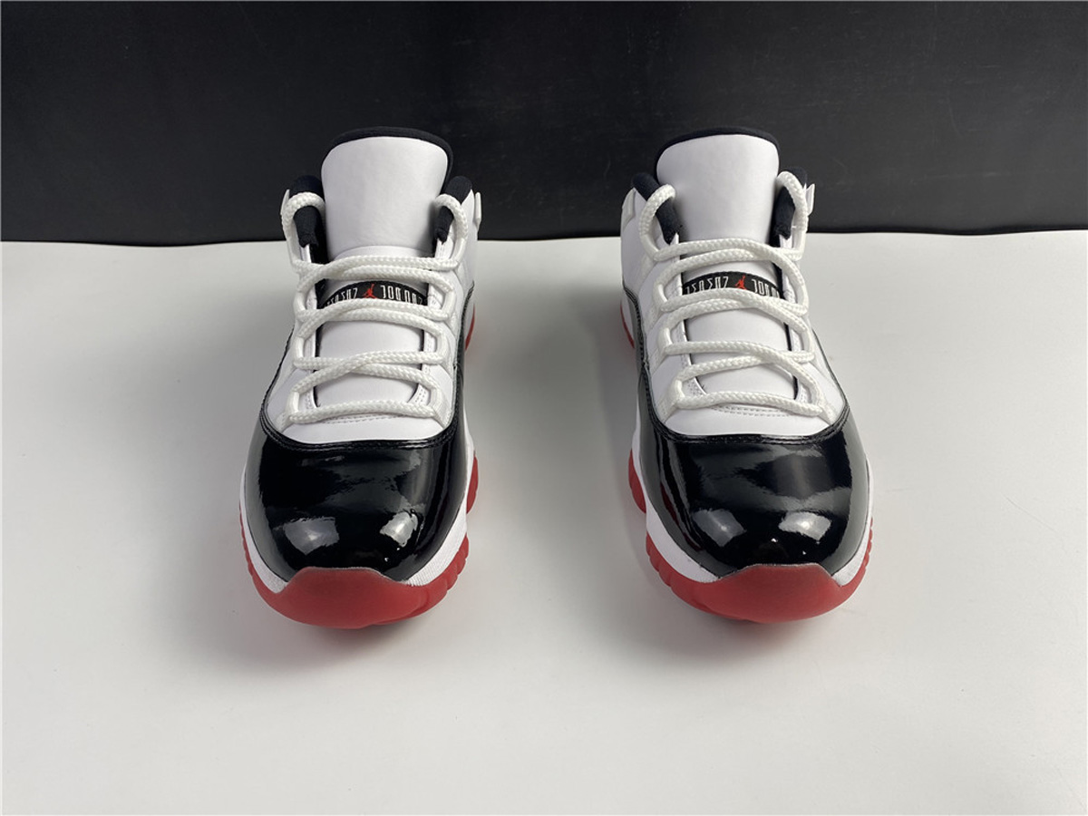Air Jordan 11 Low