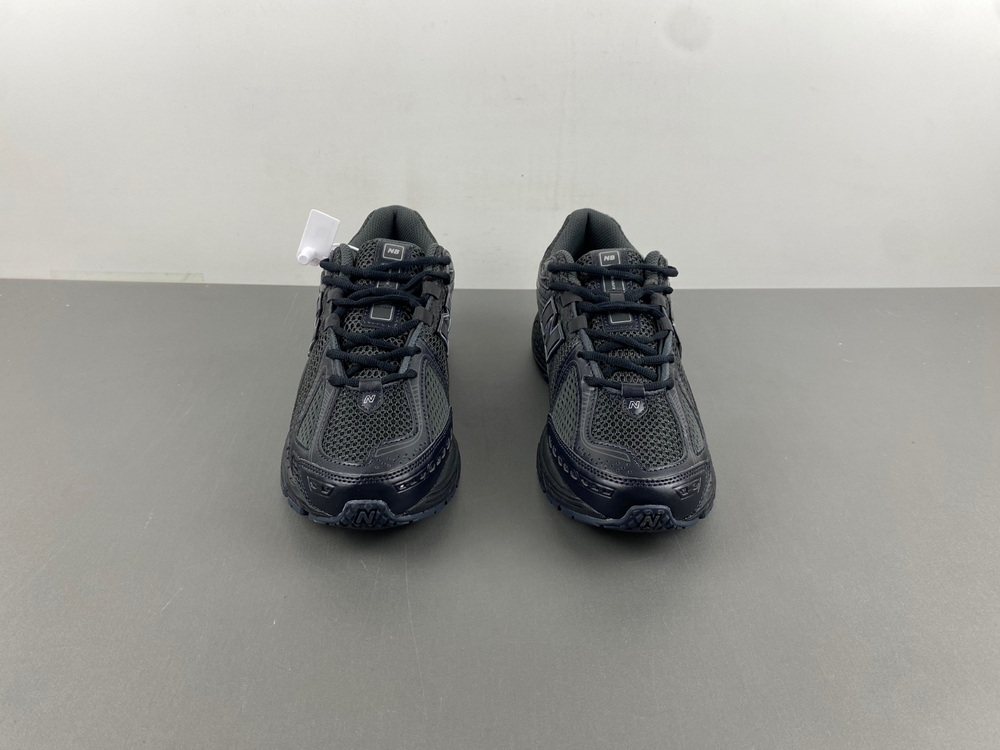 New Balance 1906R Black Metallic Silver