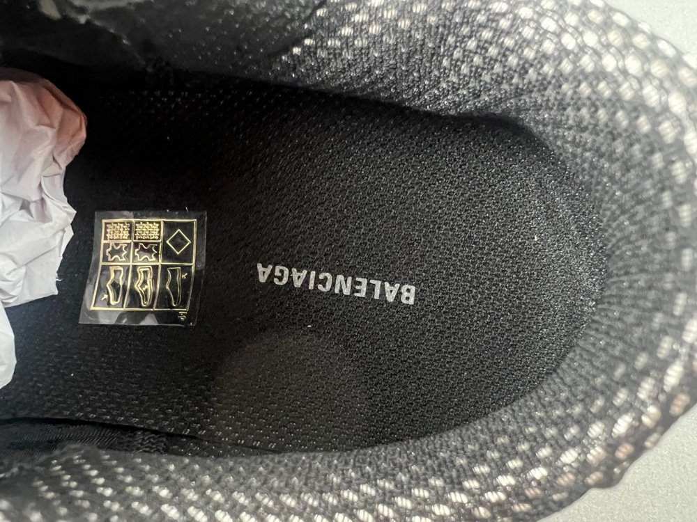 Balenciaga 803681-W3ST4-1000