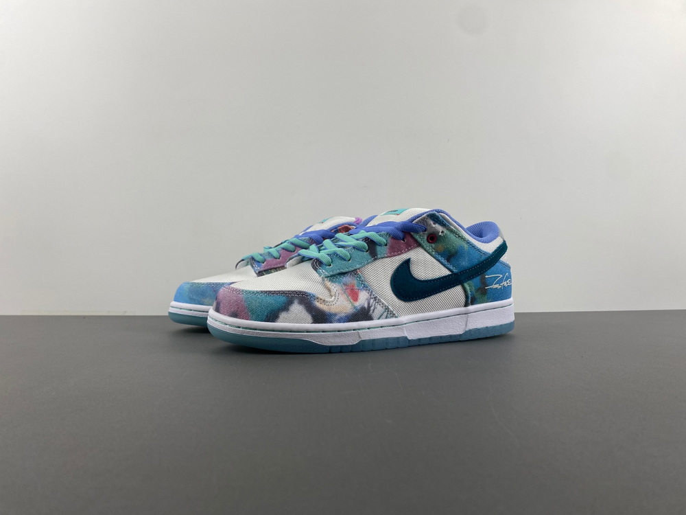 Nike SB Dunk Low Futura Laboratories Bleached Aqua Biggest 14