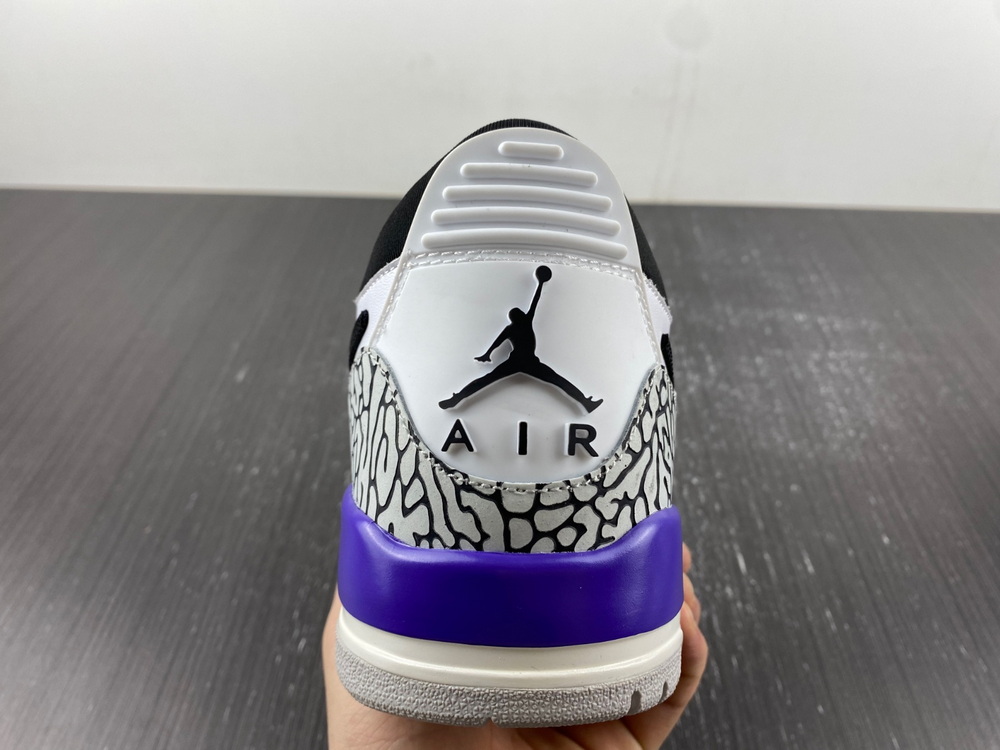 Jordan Legacy 312 Low Lakers