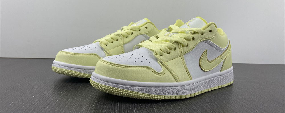Jordan 1 Low Lemonade (W)