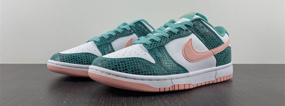 Dunk SB Low Nake Skin