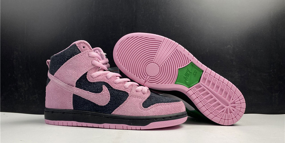 Nike SB Dunk High Invert Celtics
