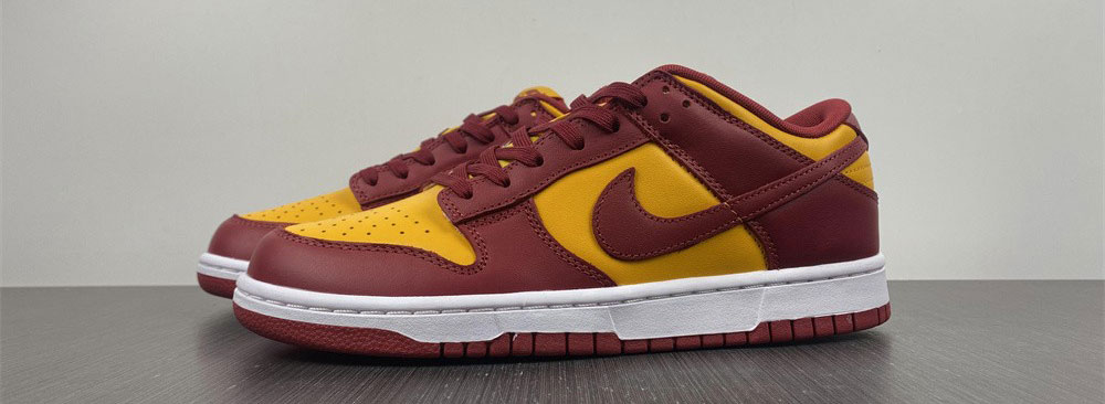 Nike Dunk Low Midas Gold
