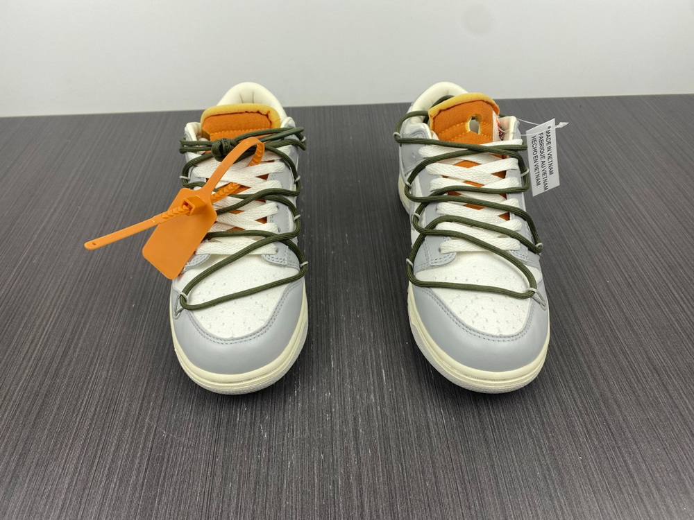 Nike Dunk Low Off-White Lot 22