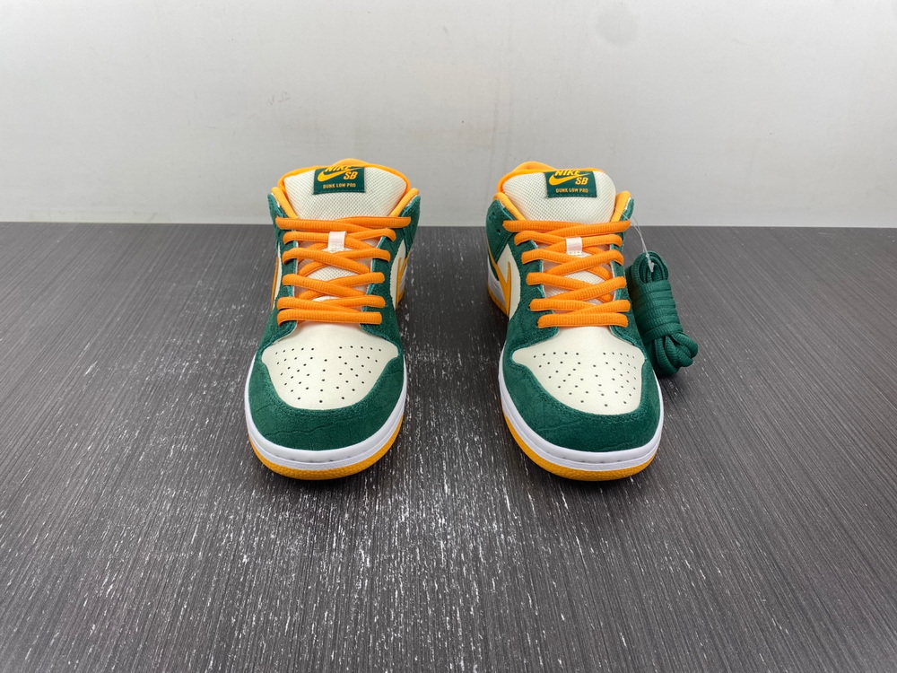 Nike SB Dunk Low Legion Pine Kumquat