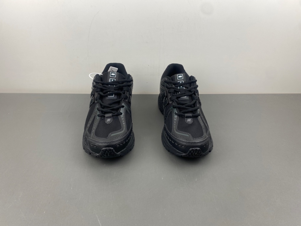 New Balance 1906R Black