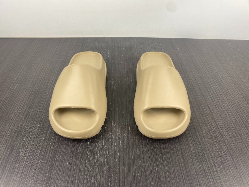 Adidas Yeezy Slide Desert Sand