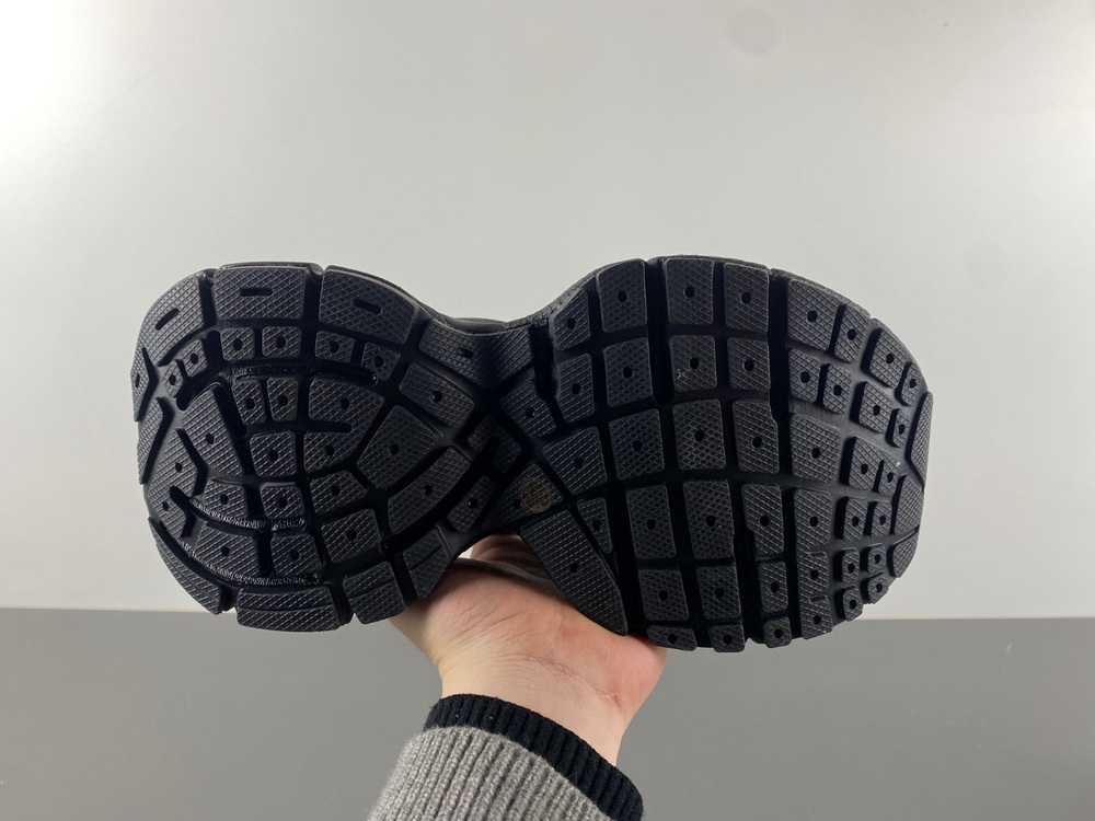 Balenciaga Phantom Sneaker 814415 W3XL5 9055