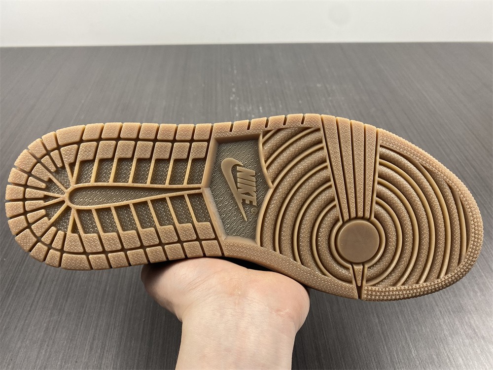 Jordan 1 Retro Low OG SP SoleFly