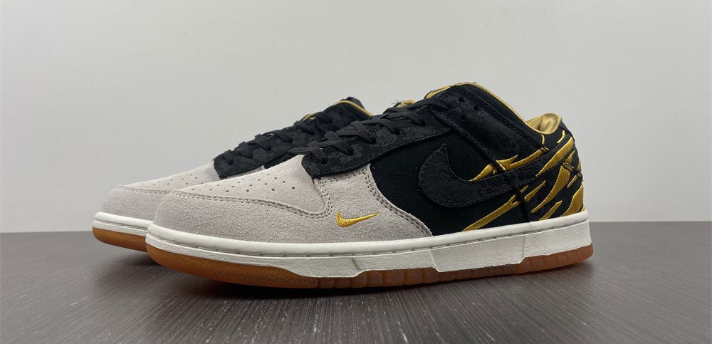Nike Dunk Low Year of the Tiger (2022)