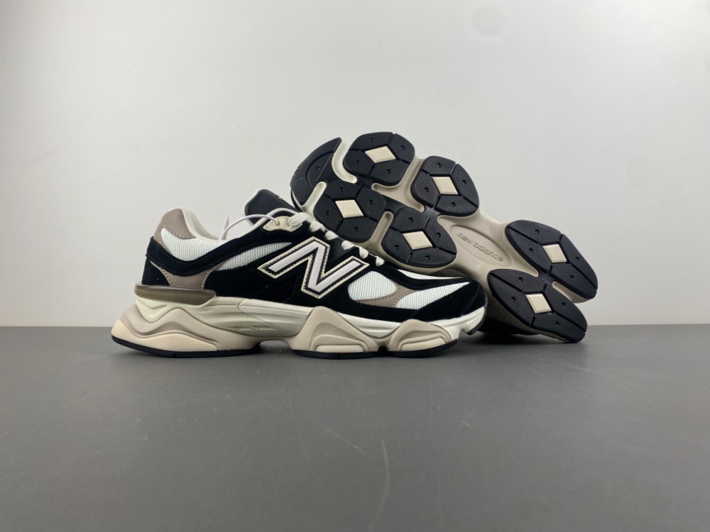 New Balance 9060 Sea Salt Bone