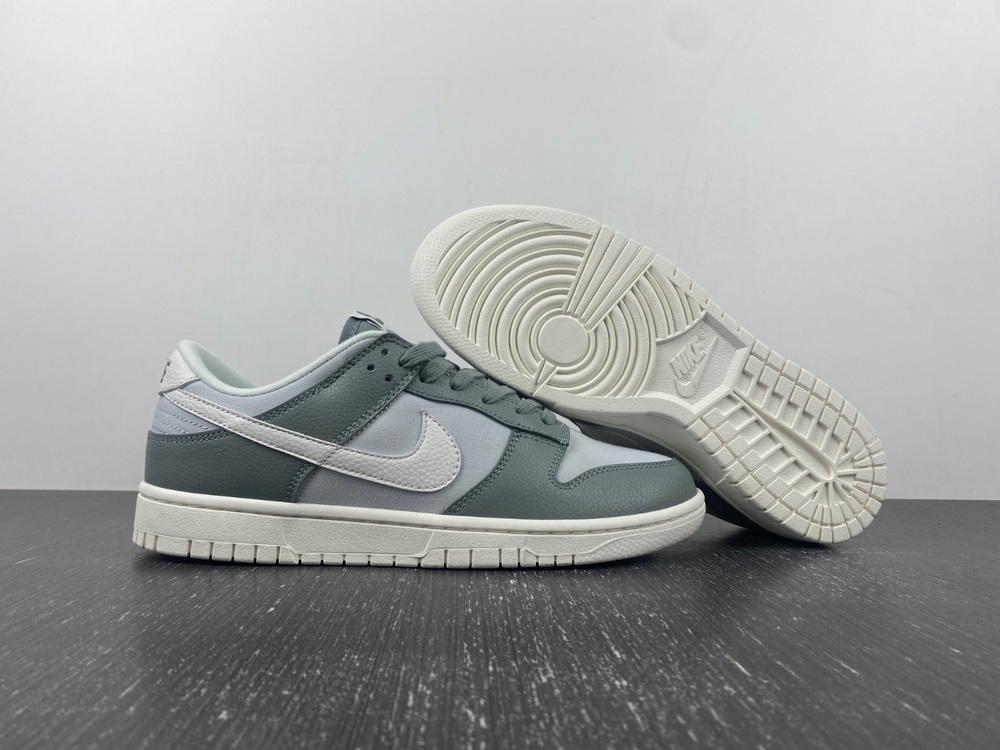 ike Dunk Low Mica Green