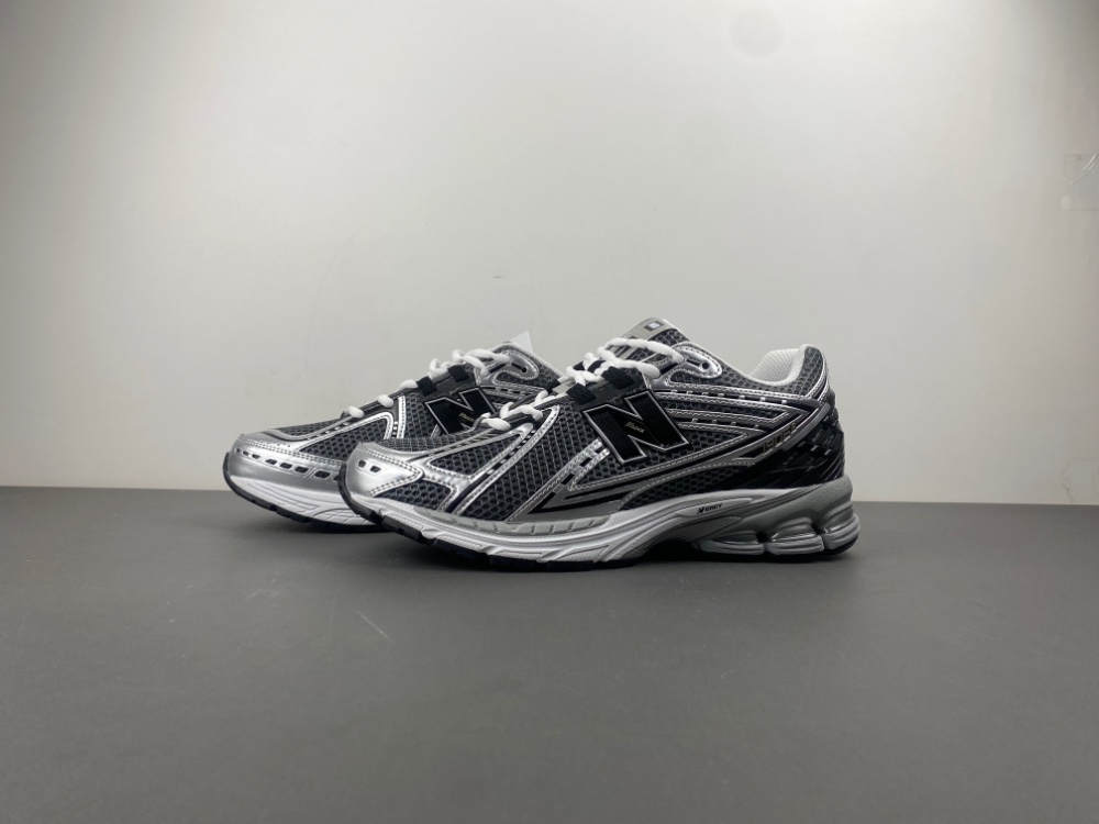 New Balance 1906R Black Grey White
