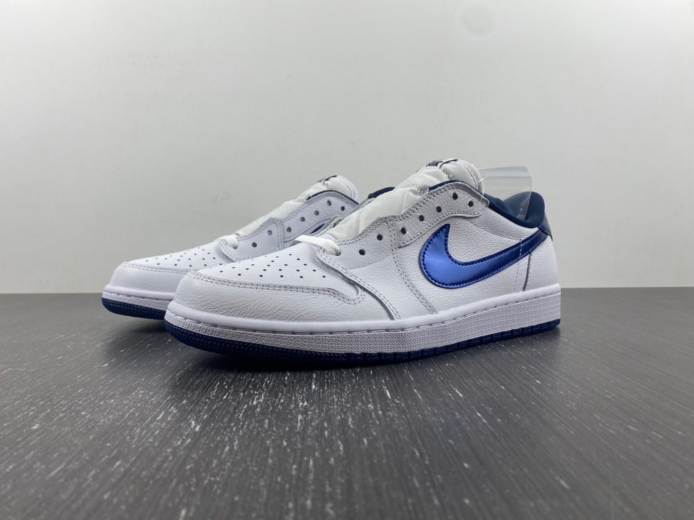 Jordan 1 Retro Low Metallic Blue