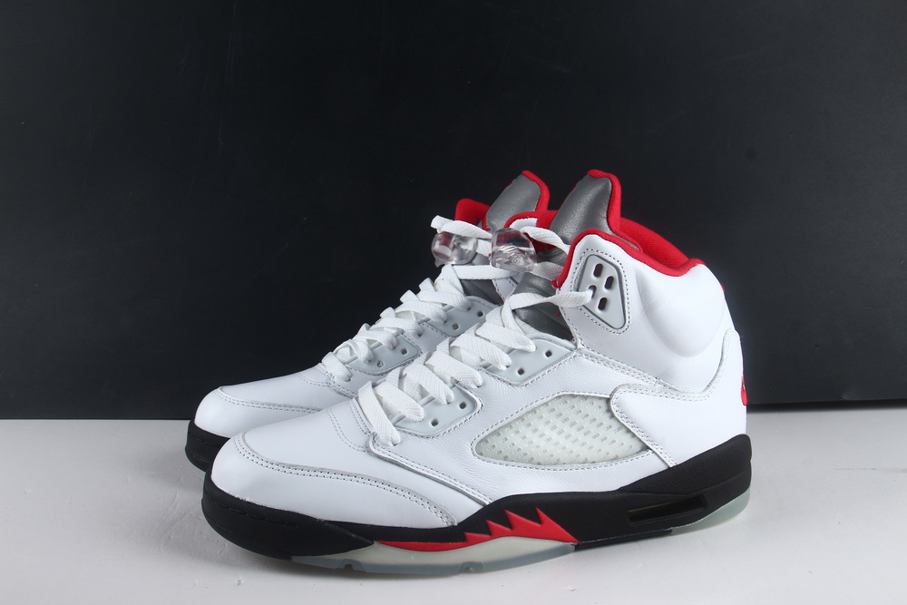 Jordan 5 Retro Fire Red Silver Tongue (2020)