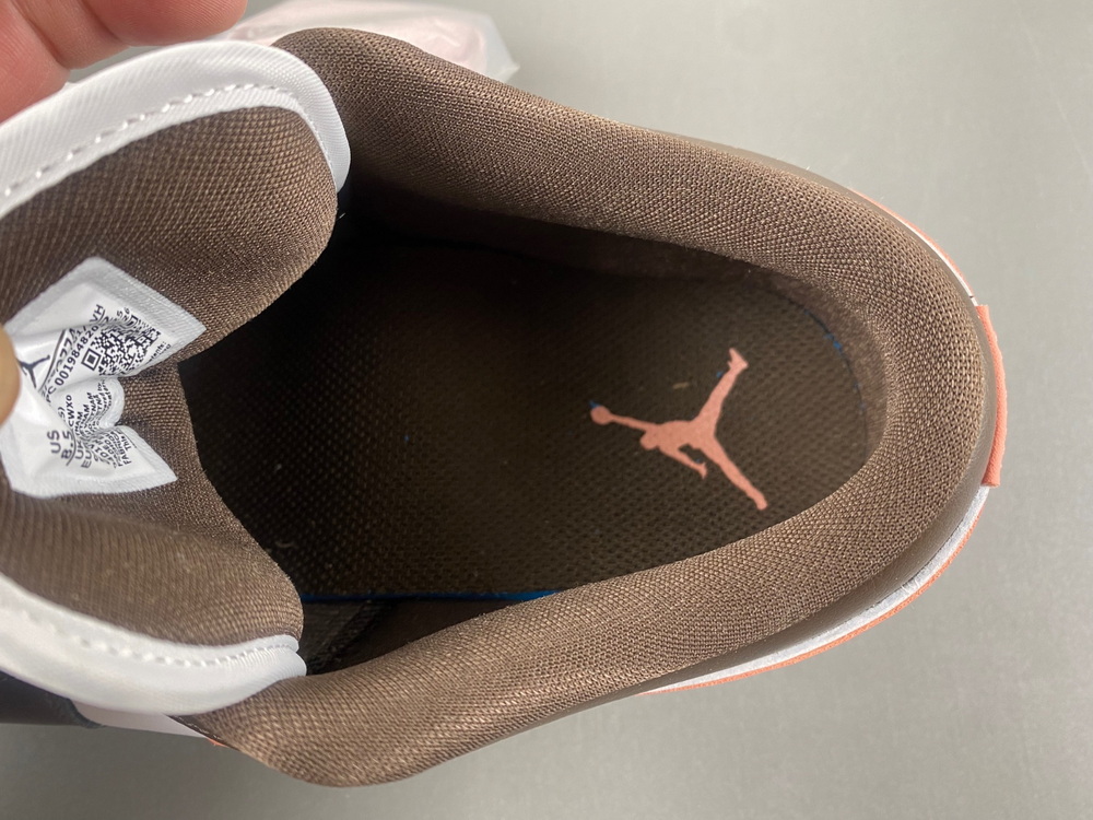 Air Jordan 1 Low DC0774-182