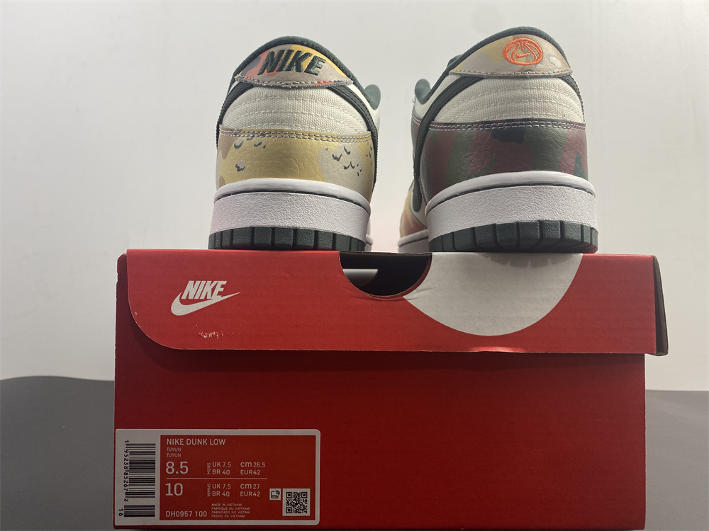 Nike Dunk Low SE Sail Multi-Camo