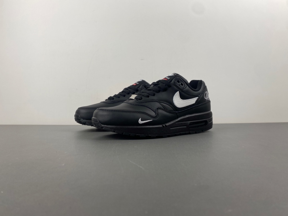 Nike Air Max 1 87 SP Supreme Black White