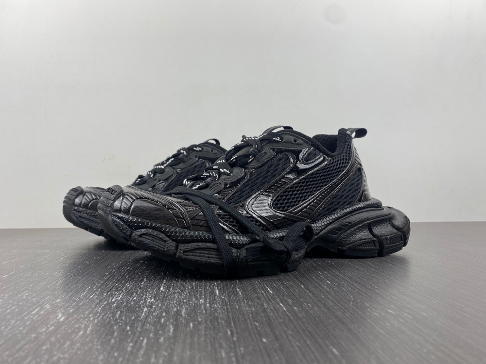 Balenciaga Phantom Sneaker 677403 W3RB6 0148