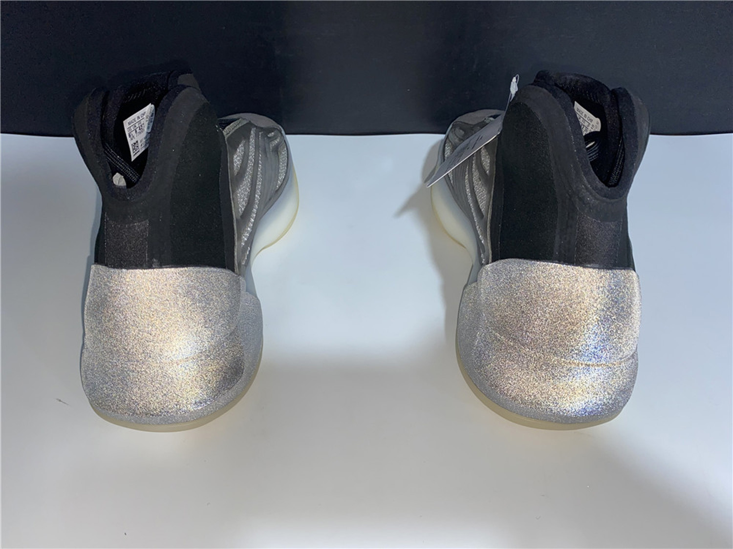 adidas Yeezy QNTM Barium