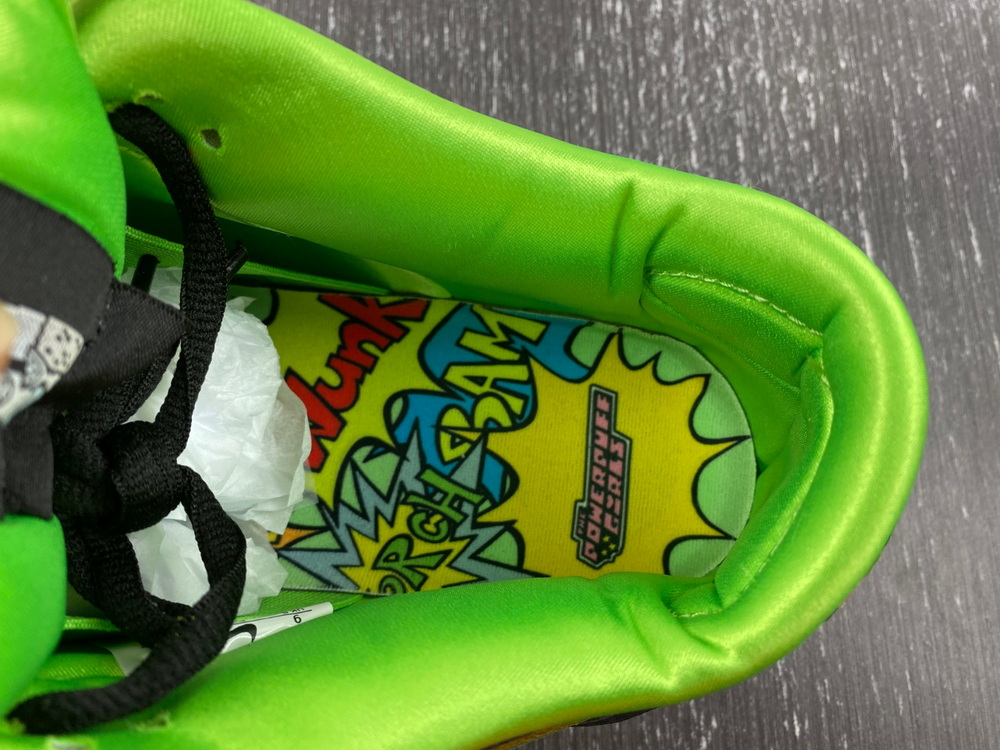 Nike SB Dunk Low The Powerpuff Girls Buttercup Biggest 14