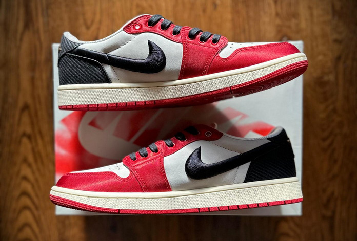 M batch Jordan 1 Retro Low OG Trophy Room Rookie Card Away