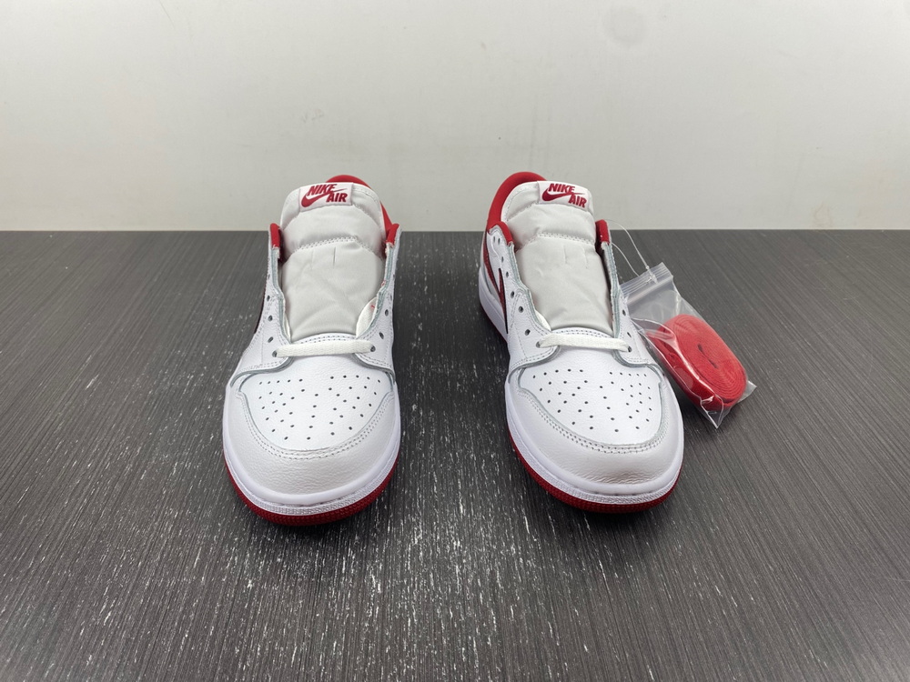 Jordan 1 Retro Low White Varsity Red